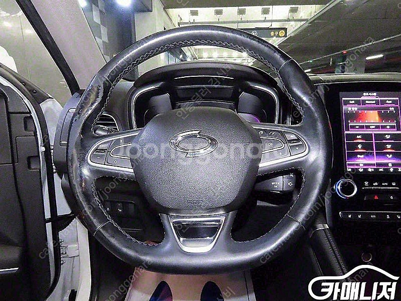 중고차 QM6 디젤 4WD RE 시그니처 2017 년식...--8