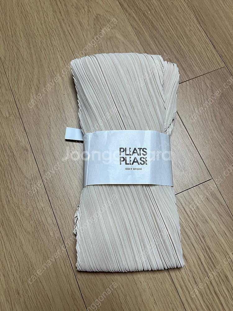 플리츠 플리즈 이세이 미야케 베이직 스카프 화이트 베이...--4