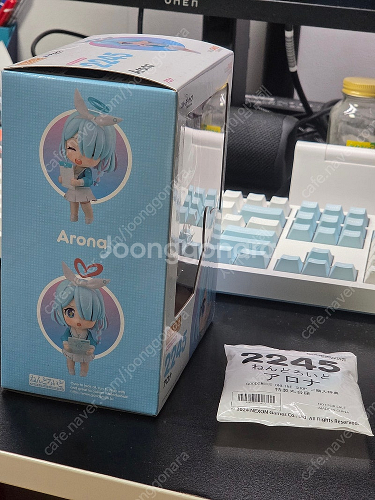 넨도로이드 아로나 2245 미개봉 특전포함 팝니다--2