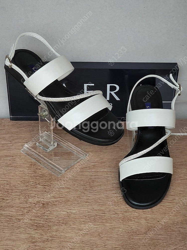 세라 샌들 240 마인 산드로 띠어리 아뜨랑스 듀엘 보...--3