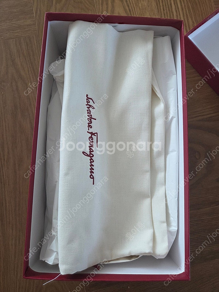 페레가모 쪼리샌들(새상품) 35사이즈--5