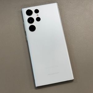 갤럭시S22울트라 화이트색상 256용량 미파손 동일기종대비 최저가 기능하자 일절없는 단말기 22만 판매합니다