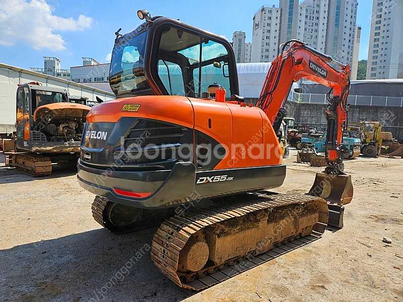 두산 DX55LC-5 2017년식 저가동 코끼리집게 0...--2