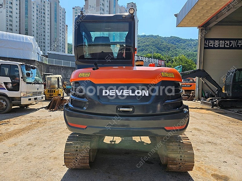 두산 DX55LC-5 2017년식 저가동 코끼리집게 0...--3