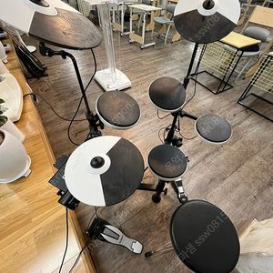 전자드럼 롤랜드 roland TD-4
