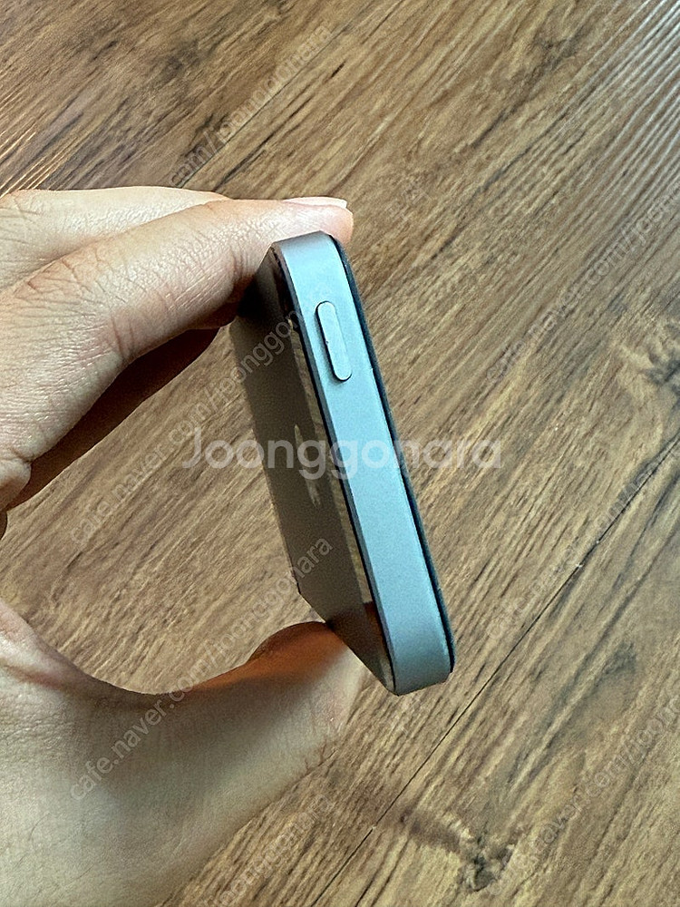 [대구] 아이폰SE1 스그 128gb 무음 판매합니다....--3