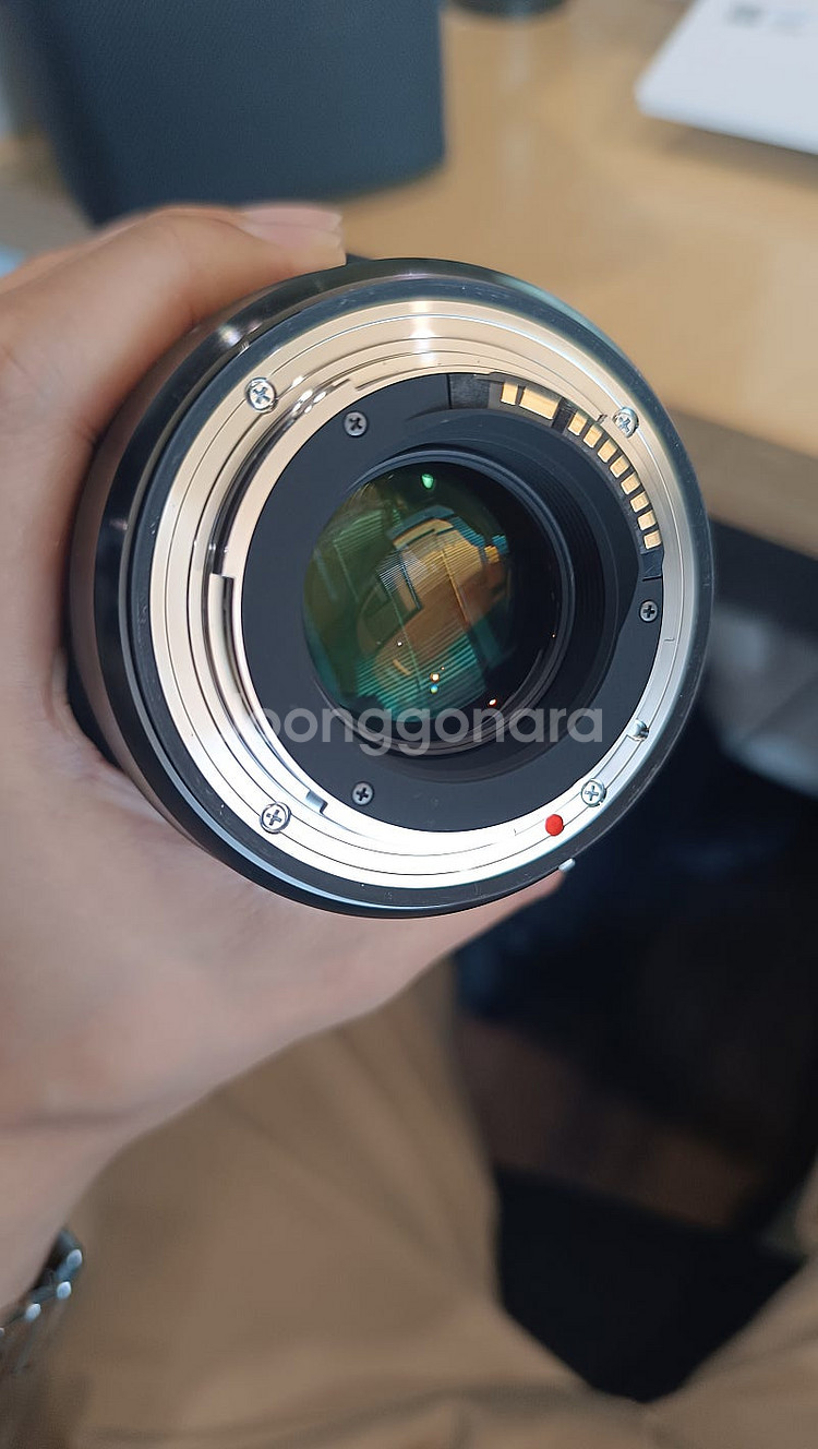 시그마 ef 85mm f1.4 dg 렌즈 판매합니다.--3
