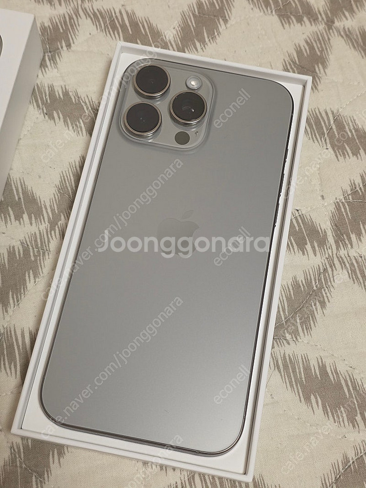 아이폰16 프로 맥스 512gb 자급제 팝니다--2