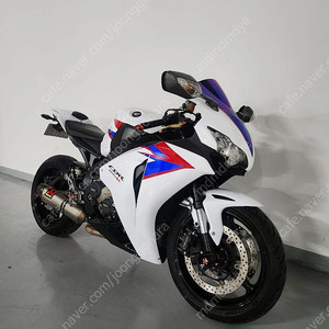 08년식 혼다 CBR1000RR 컨디션A급 판매합니다.