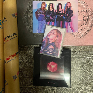 블랙핑크 앨범+로제 플레이버튼 일괄 팝니다