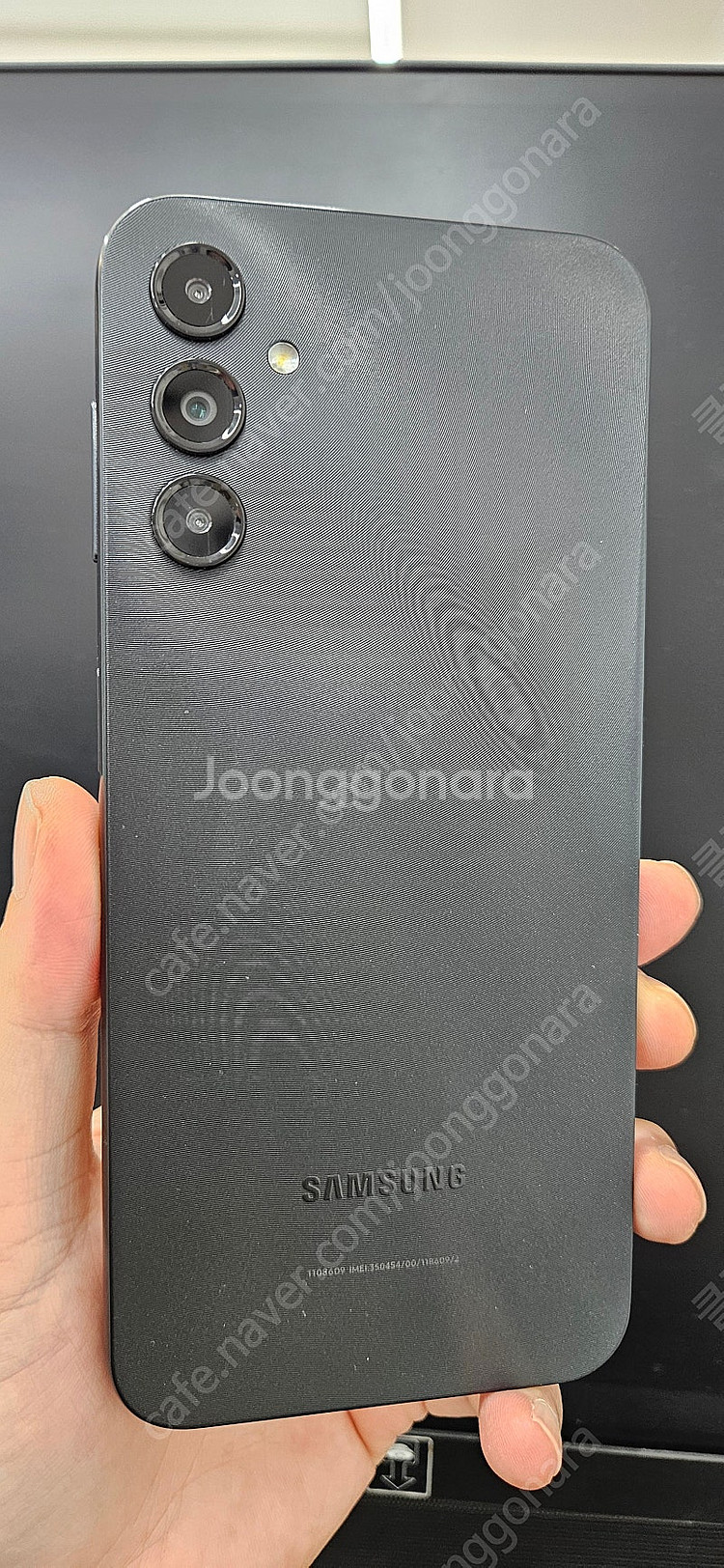갤럭시점프3 M446 128G 상태굿 블랙 12만 인천...--2
