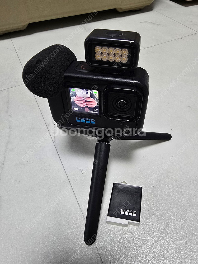 고프로 히어로10 블랙 +미디어모듈 풀셋 싸게 팝니다--1