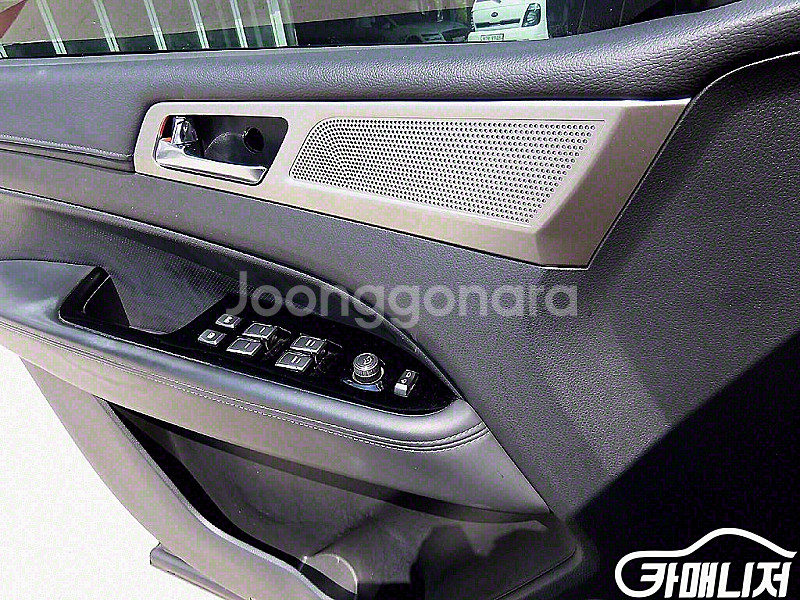 KG모빌리티(쌍용) G4렉스턴 디젤 2.2 4WD 중고...--2