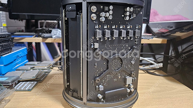 Apple Mac Pro A1481 Late 2013--3
