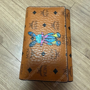 mcm 비세토스 래빗 중지갑 팝니다. 보관만 했어요.