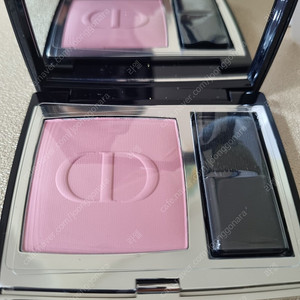 디올 블러셔 로즈 카프리스(새상품)