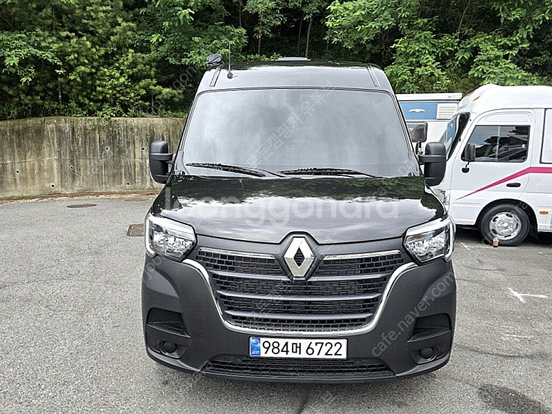 24년식 뉴마스터 L 기반 3인승 캠핑카 (신차급, 신규제작) 전액할부가능!--0