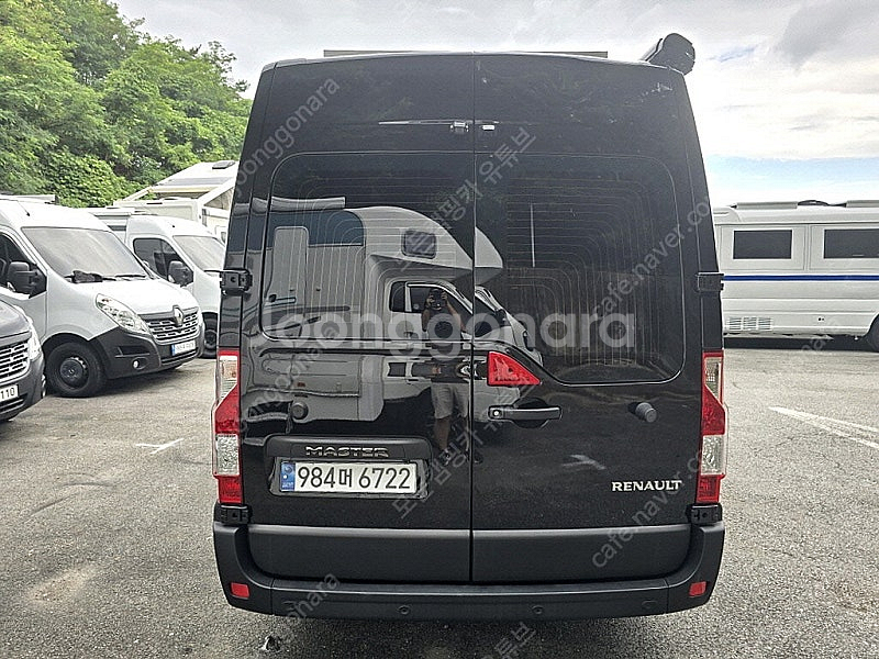 24년식 뉴마스터 L 기반 3인승 캠핑카 (신차급, 신규제작) 전액할부가능!--3