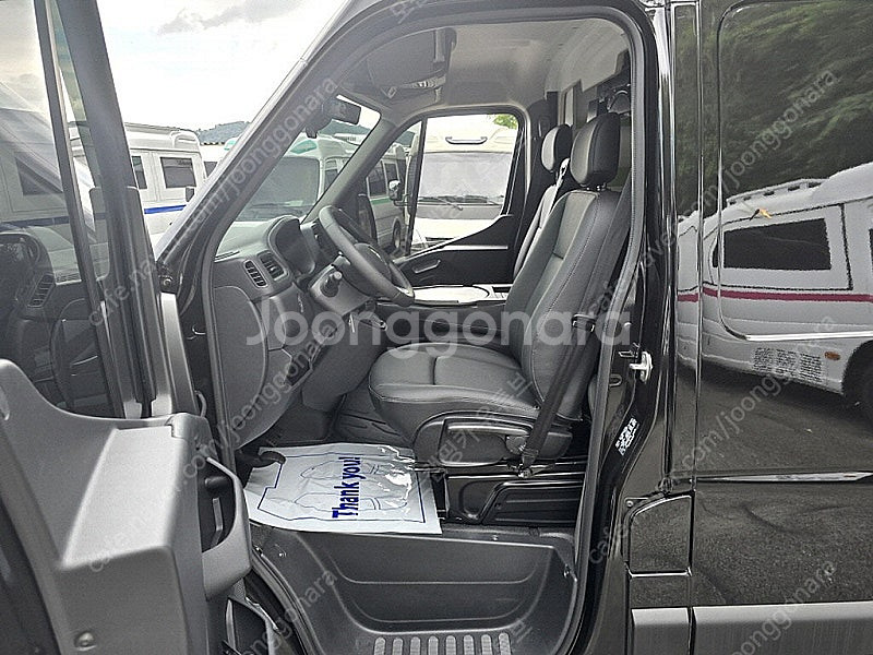 24년식 뉴마스터 L 기반 3인승 캠핑카 (신차급, 신규제작) 전액할부가능!--8