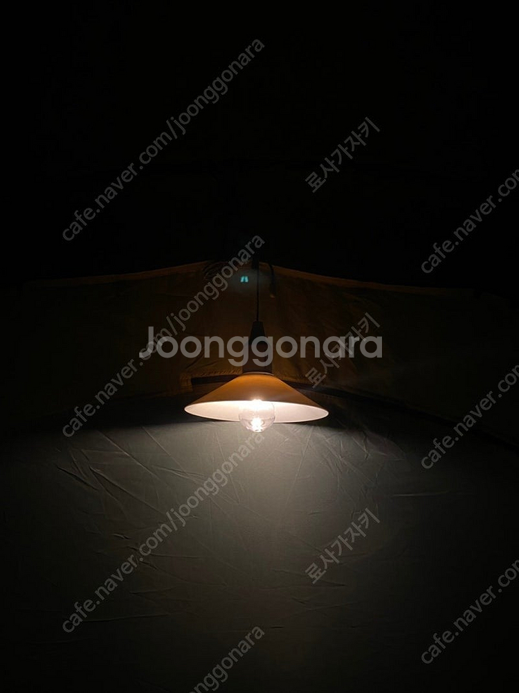 몬테라캠핑랜턴 미사용 판매합니다--0