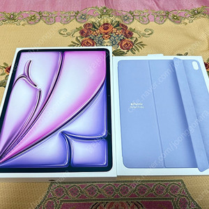 아이패드 에어 13 M3 퍼플, 128GB 와이파이 새제품급 팝니다.(정품 폴리오케이스 포함)