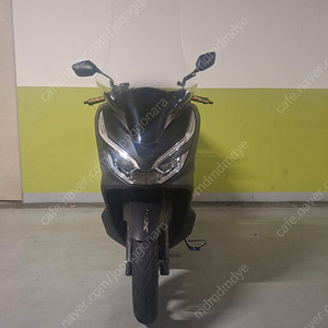 20년식 혼다 pcx125 판매합니다.