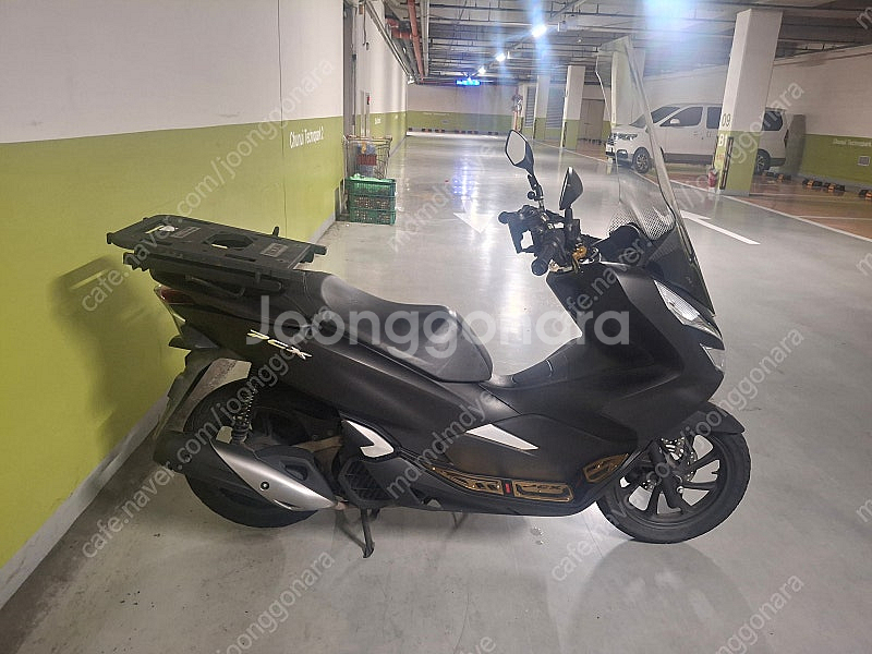20년식 혼다 pcx125 판매합니다.--3