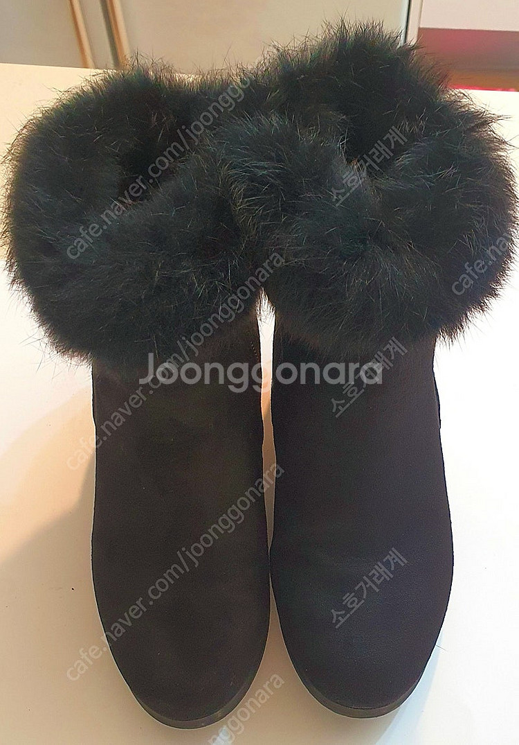 여성 가죽 부츠 240 구두 패션 신발 여자 블랙 퍼 부츠--3