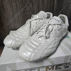 켈미 1.1+ mg 풀캥거루 축구화 275