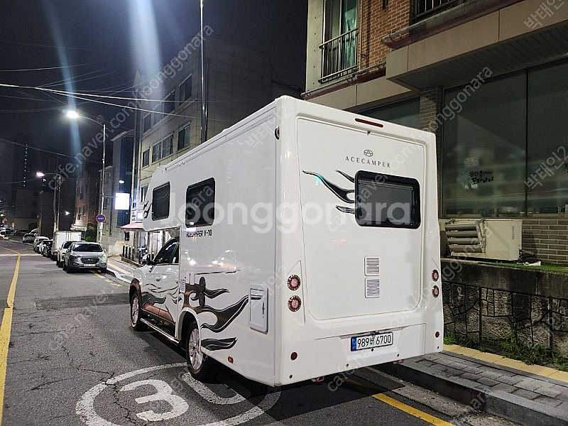 2021 렉스턴 스포츠 칸 캠핑카 5인승 에이스캠퍼 V70베른 모터홈 캠핑카 판매합니다.--4