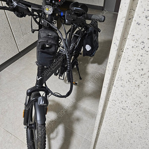 2022년식 볼트몬스터 VT700 MB20 전기자전거 팝니다.