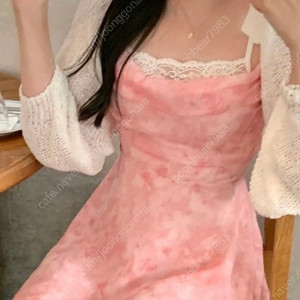 뒷트임 핑크 쉬폰 원피스