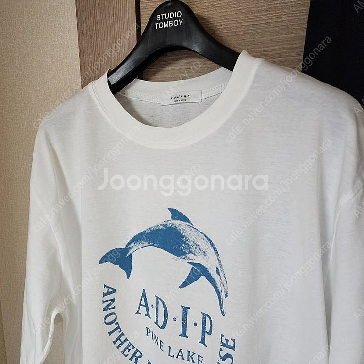 곰부인네 돌고래티셔츠+에덴반밴딩슬렉스L 판매합니다--2