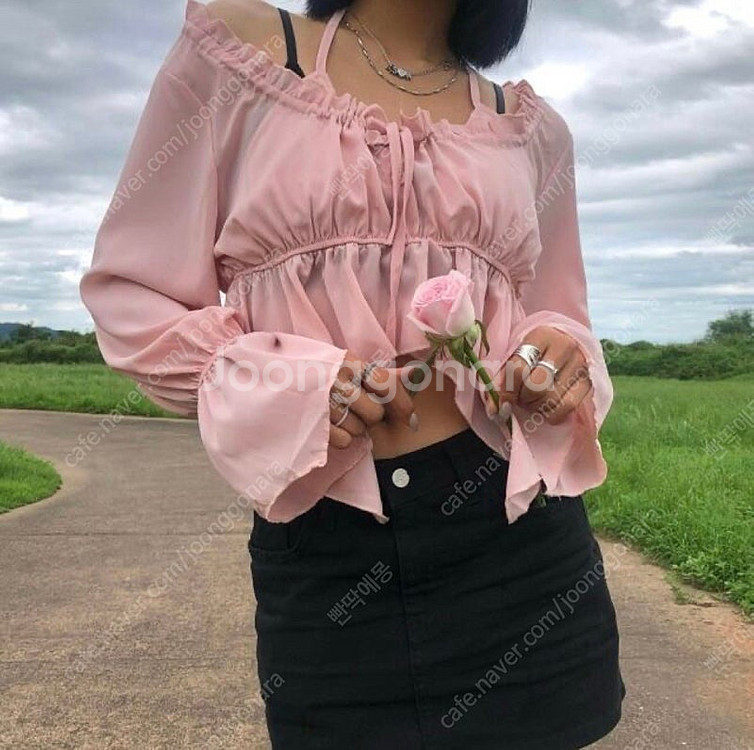 (새상품) 애즈온 아미라 블라우스 핑크--4