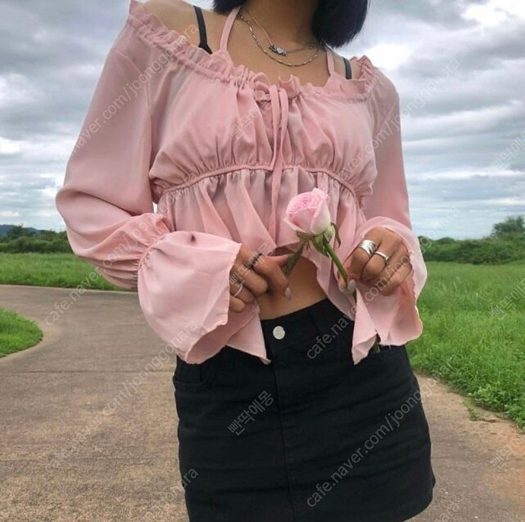 (새상품) 애즈온 아미라 블라우스 핑크 이미지