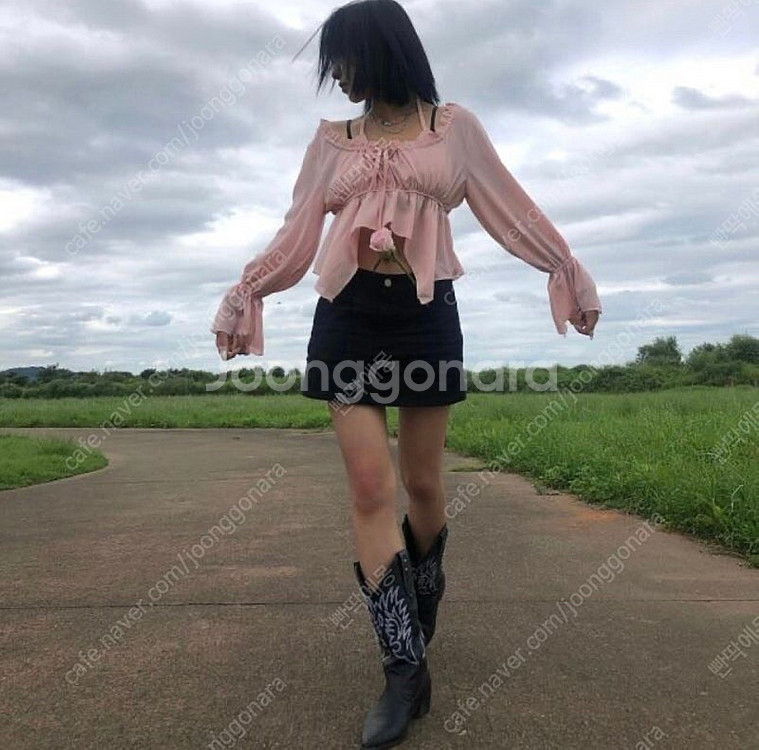 (새상품) 애즈온 아미라 블라우스 핑크--5