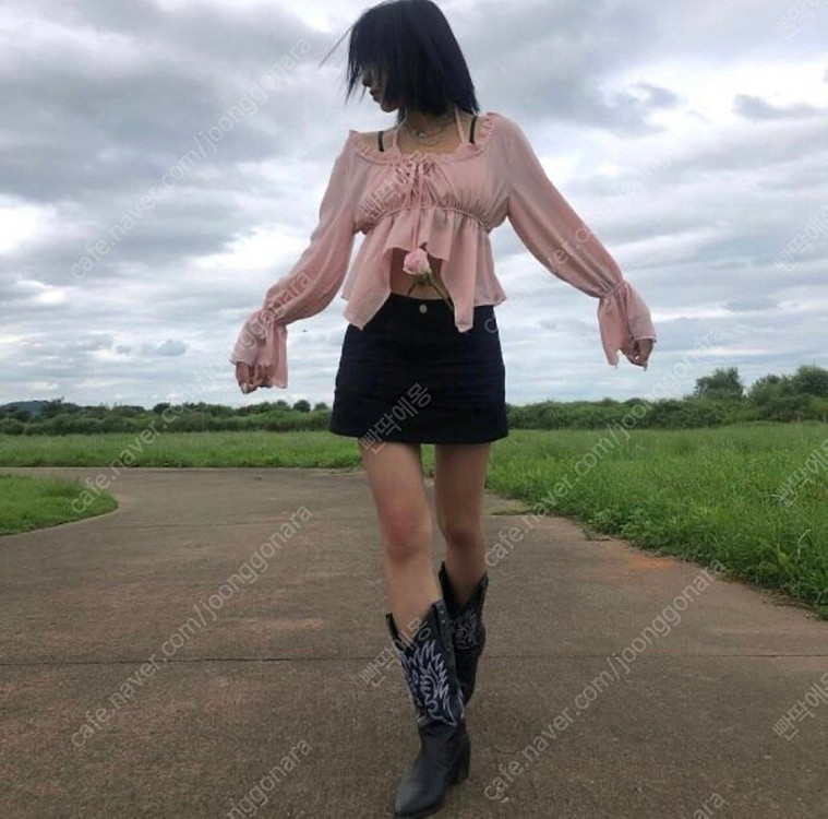 (새상품) 애즈온 아미라 블라우스 핑크 이미지