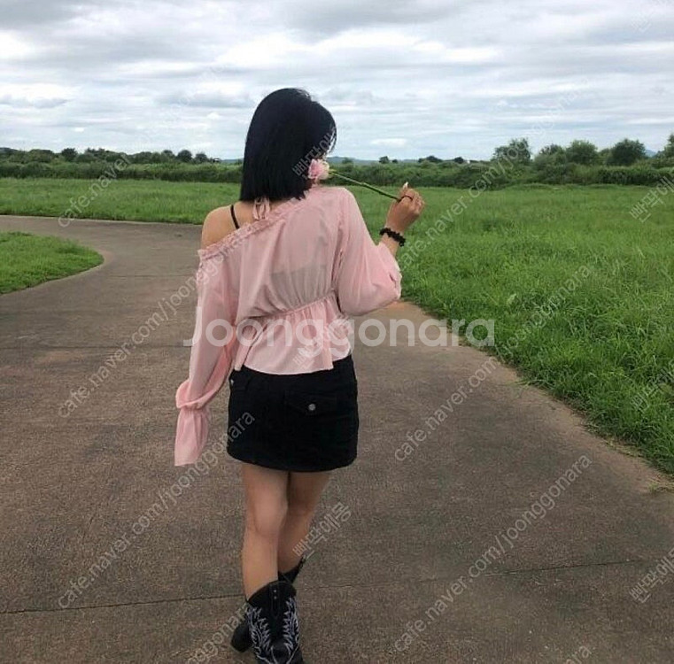 (새상품) 애즈온 아미라 블라우스 핑크--6