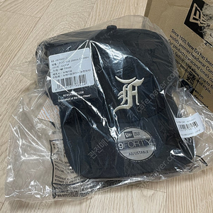 뉴에라 x 피오갓 피어오브갓 9포티 9forty 시카고 화이트 삭스 어드저스터블 캡 블랙 새상품