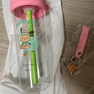 (포차코)올리브영X산리오 워터보틀 참 세트