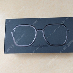 택포 미개봉 새상품 이상봉에디션 럭스컬렉션 여성 선글라스 스퀘어블랙 미개봉 새제품 팔아요