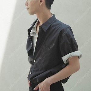 48(105) 퍼스트플로어 숏 슬리브 박스 셔츠 반팔남방 차콜 그레이
