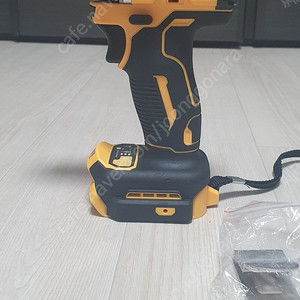 디월트 dcd805 모델 임팩팝니다
