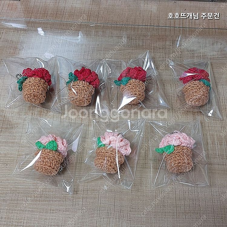 카네이션 뜨개 키링 브로치--9