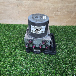 제네시스 쿠페 ABS모듈 58920-2M500 5만원