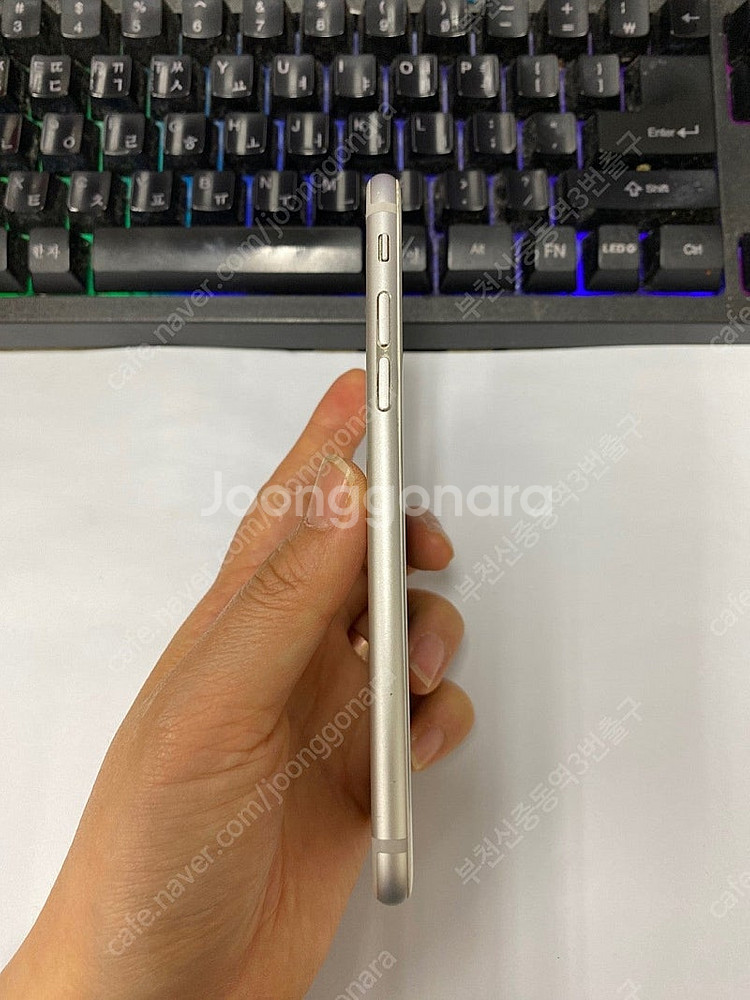 204290 아이폰6 실버 외관깨끗 64GB 인스타감성...--5