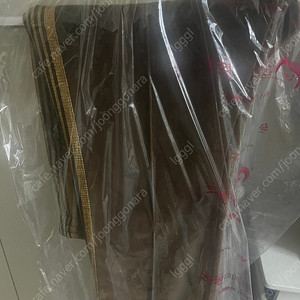 니들스 벨루어 트랙팬츠 네로우핏 M 브라운