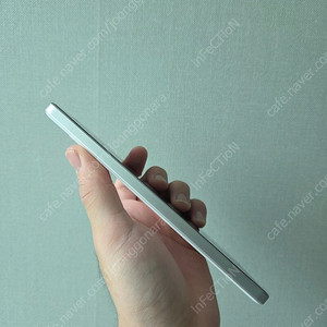 VIVO IQOO Z9 8GB+128GB 화이트 팝니다. 택포 16만원
