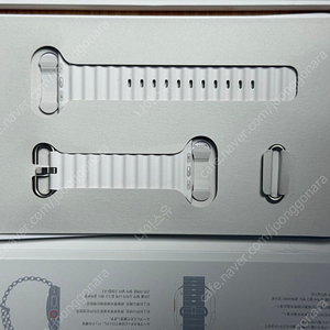 애플워치 울트라 스트랩 트레일 루프 블랙 M/L, 오션밴드 화이트 팝니다.