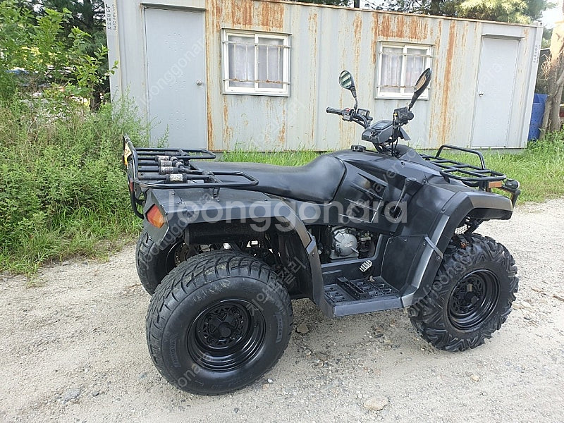 사륜구동 4wd 헌터300 17년 깨끗합니다.--4